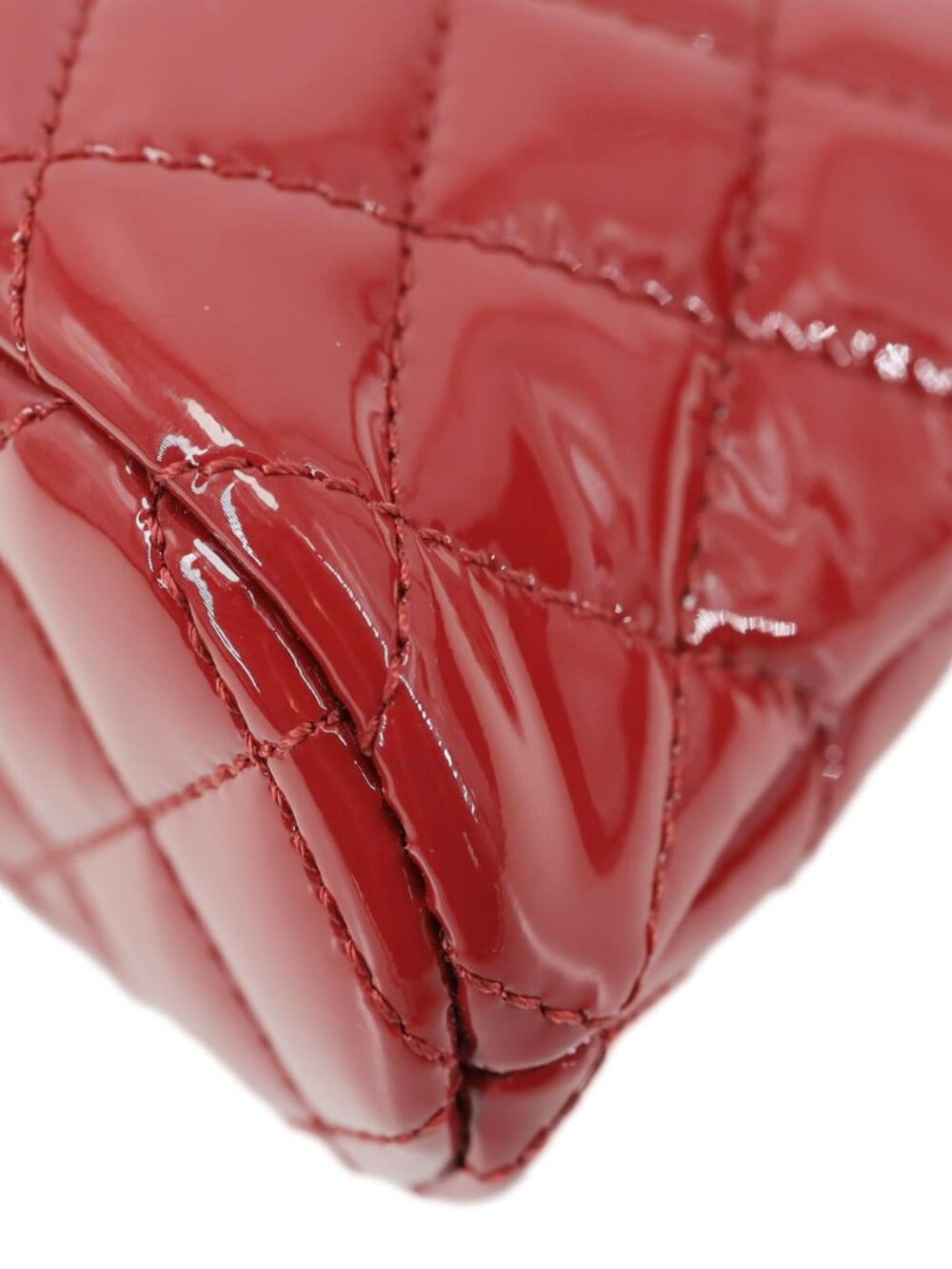 Chanel Coco Quilted Calfskin Patent Leather Clutch With Chain Red - Picture 9 of 15